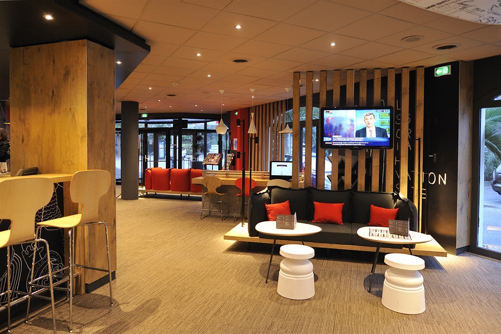 Hotel La Valentine Porte D'aubagne 3*
